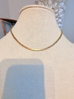 Vintage Gold Tone Herringbone Choker Necklace 14”